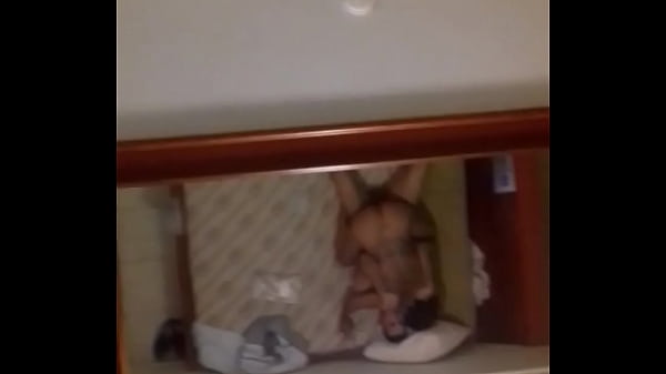 Comendo a gostosa tatuada no motel