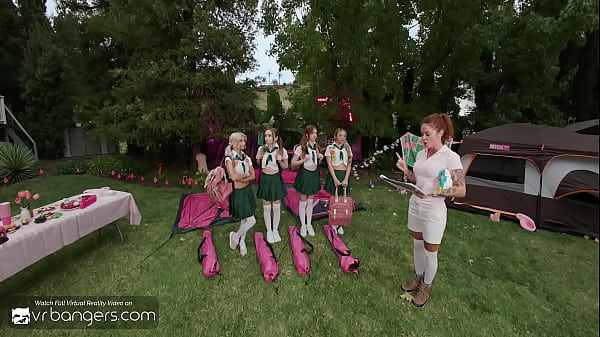 VR Bangers: Skinny Blondes Suck And Fuck In Wild FFFM Foursome  