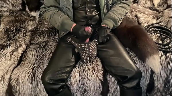 OPEN YOUR HOLE FOR MY CUM  