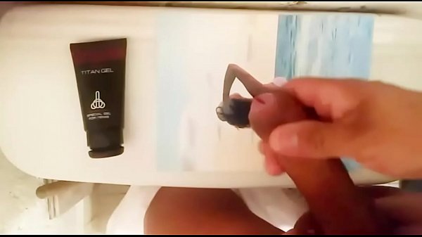 Me dejo ir sobre amiga en un tributo