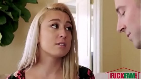 Alexa Raye in Creamy Surrogate Sex