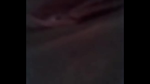 Jugando con una conchita 