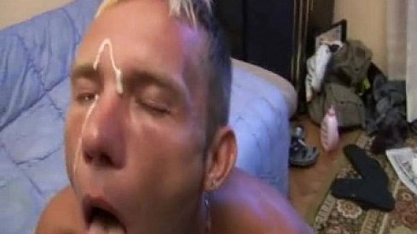 He gets heavy facial cream after hot bareback