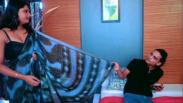 Desi Bhabhi seduce by her naughty devar in the private room