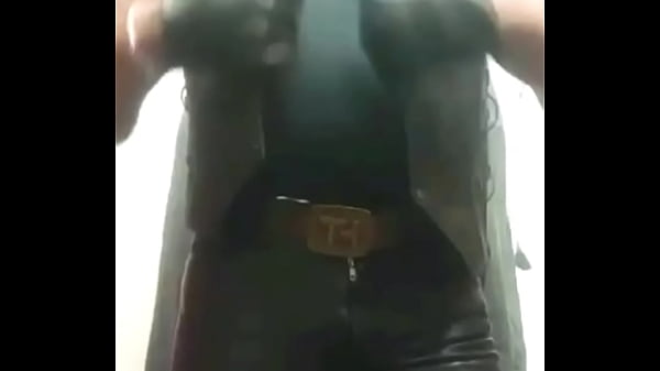 Leather Smoke & Nipple Play Show 