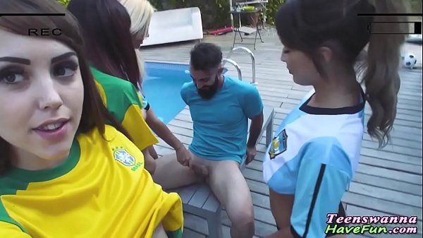 Sexy babes suck n fuck black cock outdoors in hd 