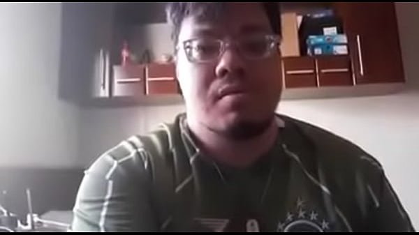 G3XN Bate na Cara da Vagabunda, e come ela com farinha, essa safada cachorra