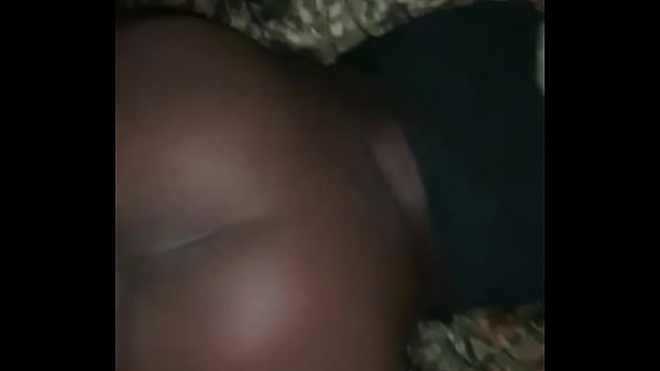 Bubble butt Ebony BBW taking bbc