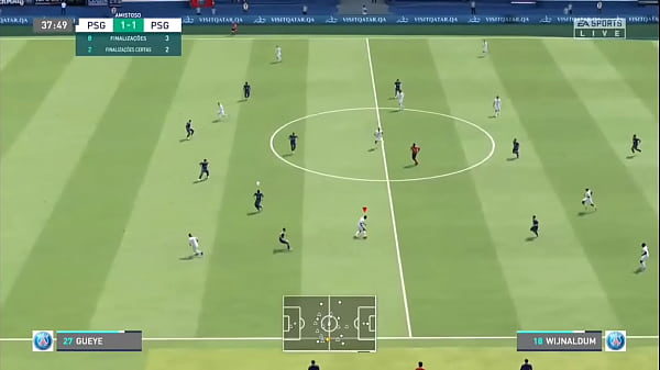 Lorenzo comendo Lukas Carioca