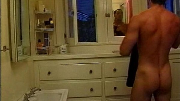 Pacific Sun - Voyuer - scene 6 