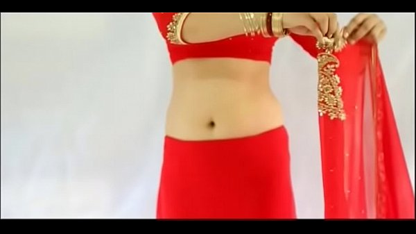 Sexy Girl Wearing Red Saree and showing her boobs and back