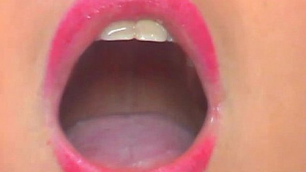 brunette cute teen fingering her two holes(2).flv