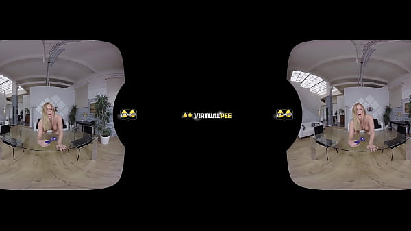 Virtual Pee - Chrissy Fox piss and toys her pussy - VR