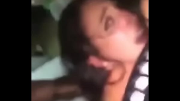 Como grita de tanto placer