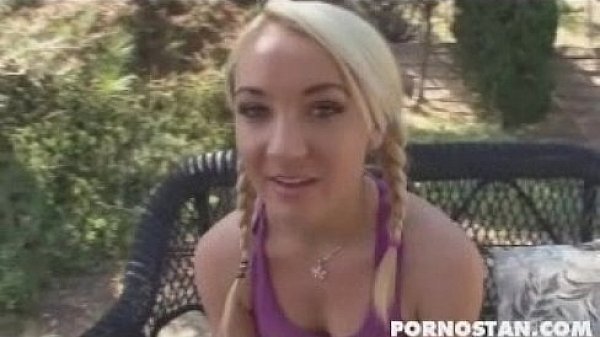 New blonde teen Sienna Splash gets mind blowing fucking