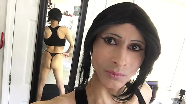 Cambi Bootie Showing Self Black Crop Top With Thong 