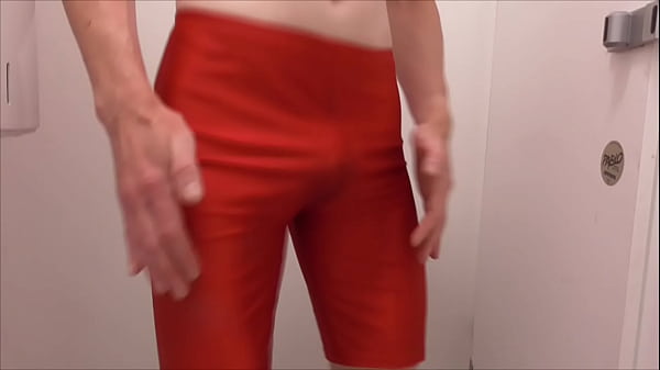 pumping cum into my already cumsoaked lycra shorts