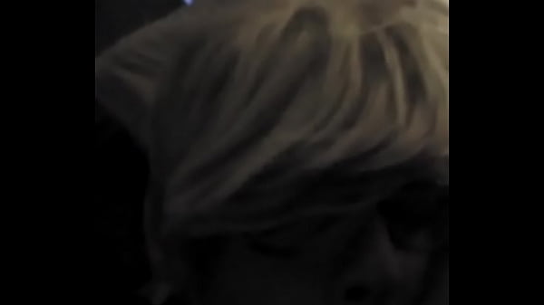 Naomixxx crossdresser blowjob