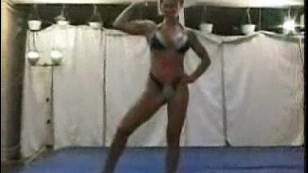 Flamingo Mixed wrestling with jill