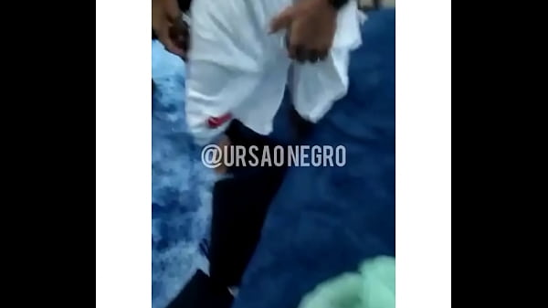 I came back from a trip so I brought a gift to my mavambos, after all I'm good so I asked them to make a right they came from there I watched everything from the cabin - Full on RED