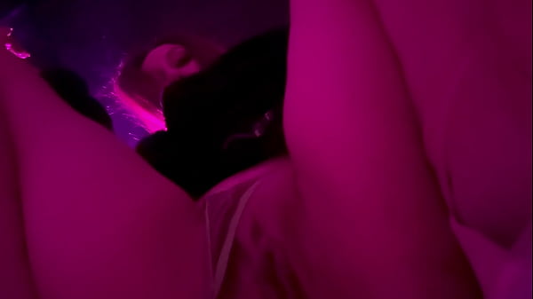 European Stepmom Artemisia Love Outdoor vagina flash