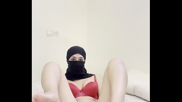 Niqab Hijab Arab Girl Masturbates, Pussy Play, Clit Rub, Erotic Muslim Solo Fantasy