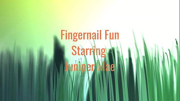 Tattooed MILF at nail salon