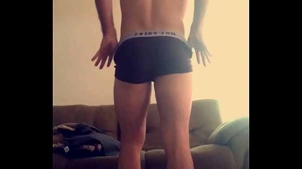 tirando a cueca #bundabranca  