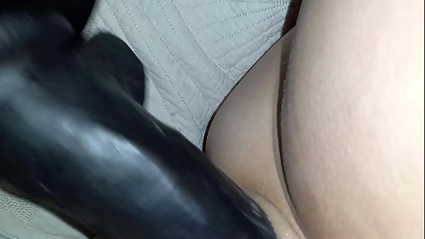 Lyndsey Johnson moans on a fuck machine for the first time