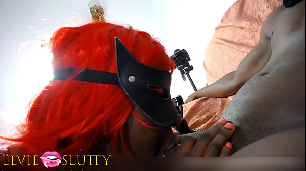 La t&ecirc;te de Miss Fufu dure longtemps, c'est une kepper, elle taille une pipe pendant 1h - Partie 9