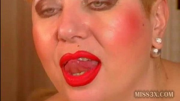 BBW pretty mom perfect pussy show