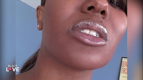 Ebony Shemale gives and gets blowjob  