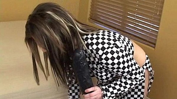 Alex rididng a thick b. dildo 