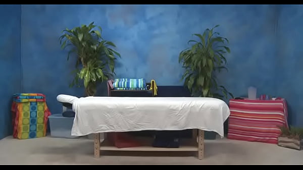 Pal fingers her juicy holes