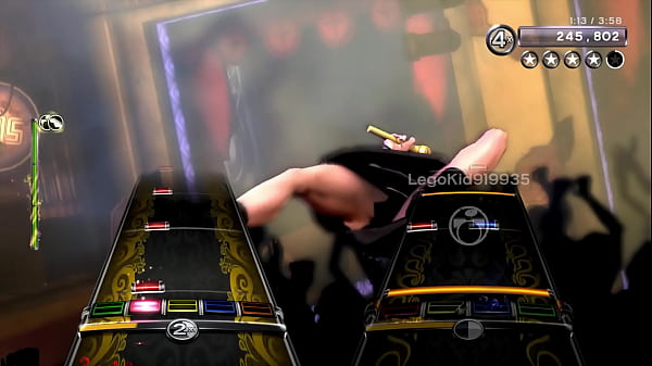 descuido en rock band 3 mientras jugaban  