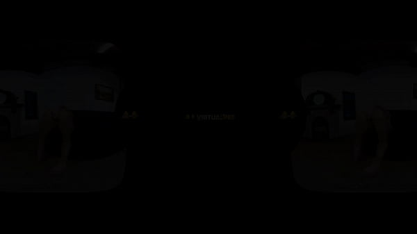 Virtualpee - Hottie uses a vibrator to get off and has fun in her piss  