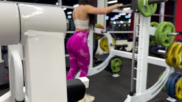Pick Up Fitness Girl At Gym And Best Fuck In My Life At Home