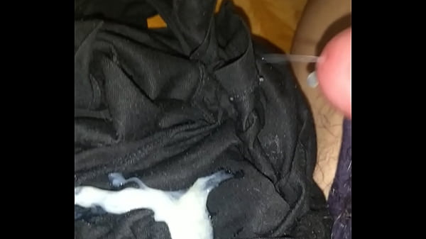 射在黑色四角裤上 互相看＋用户名 