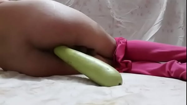 Indian sexy chick fucking her ass for on call