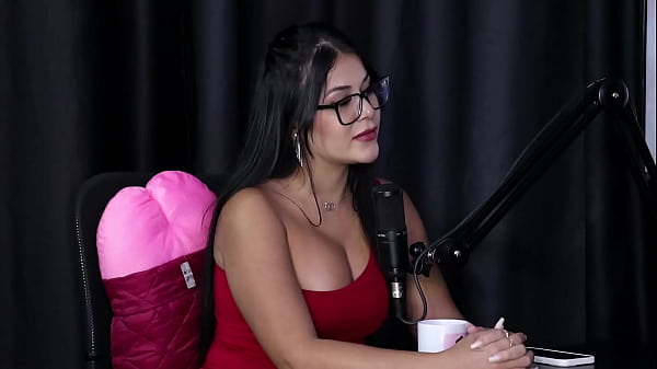 O fetiche dos clientes &eacute; ver ela gozando, e recebia ido pra ser dominadora e submissa - Espaguete |Transsexual (SHEER/RED) 