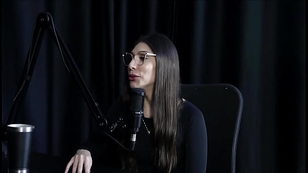 VEJA A ENTREVISTA SAFADA E CHEIA DE PUTARIA COM A MELINA KHALIFA NO PORN CAST BRAZIL - PARTE 3 (WATCH ON: SHEER/RED)