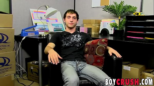 Young homo strokes cock for fans solo 