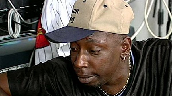 Metro - Fresh - scene 4 - extract 1 