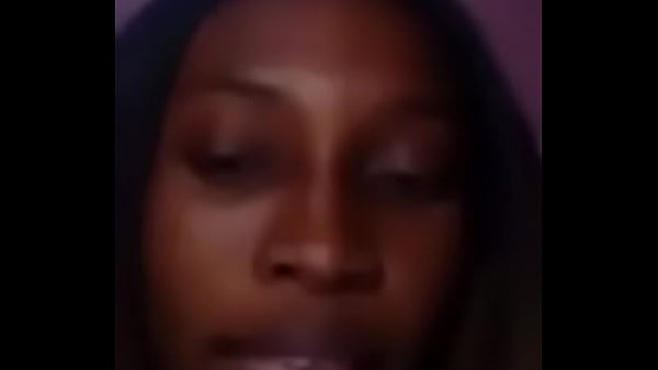 Vera likes to play with her breast. She wet so quickly