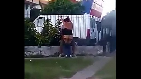 cojiendo en la calle