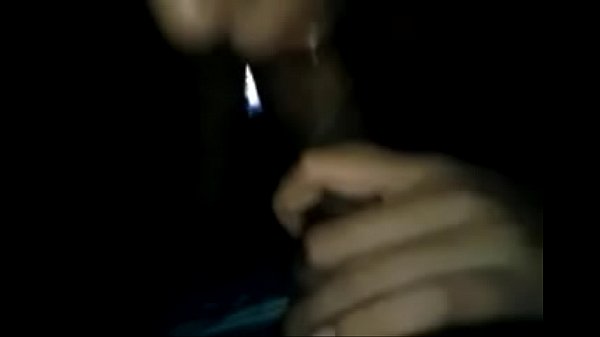 Novinha garganta profunda chupando pau do negao