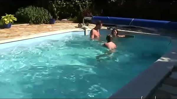 Outdoor blow job for shameless amateur fuckers Vol. 39  