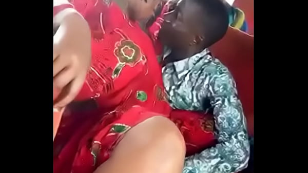 Woman fingered and felt up in Ugandan bus