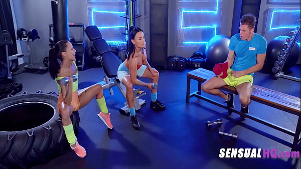 Uncut Big Dick Pervert Gets A Threesome At The Gym