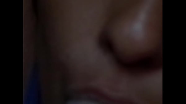 Putinha casada fazendo boquete